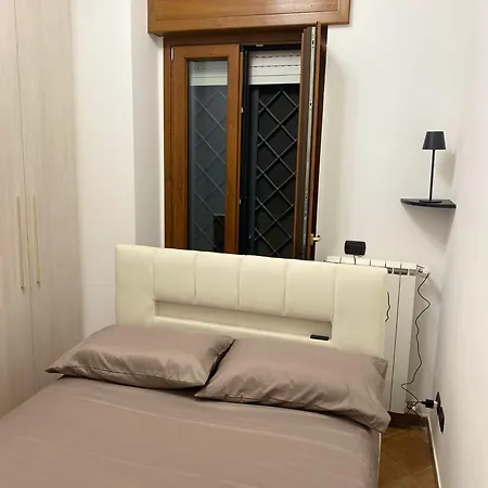 Little House Apartment *